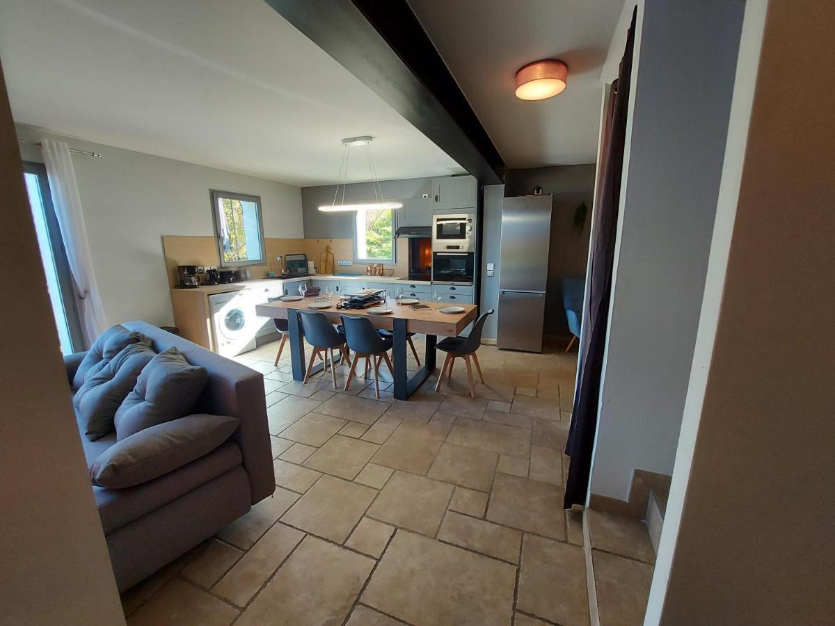 Entre lac et montagne, chaleureuse maison 3 pièces avec très belle vue lac d'Annecy. Terrasse, jardin, parking, cheminée, barbecue …. Saint-Jorioz Exterior foto